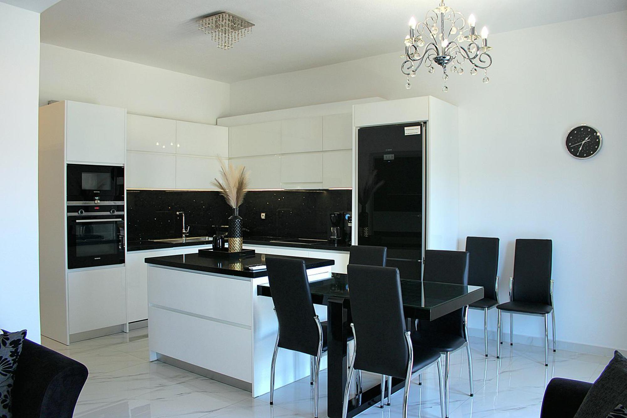 Black & White Seaside House Kalamia Corinth Dış mekan fotoğraf