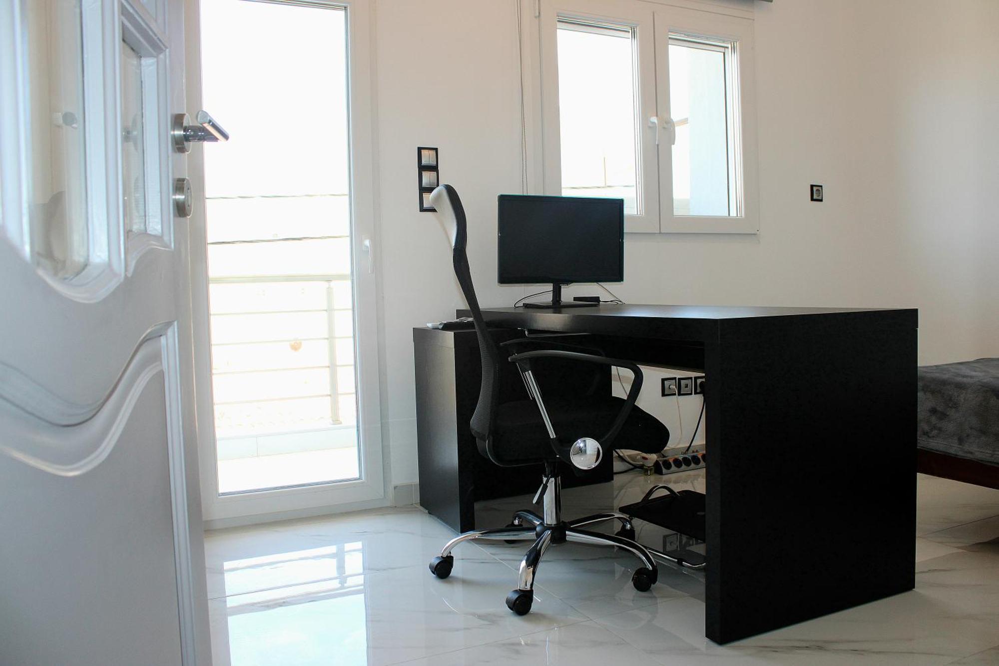 Black & White Seaside House Kalamia Corinth Dış mekan fotoğraf