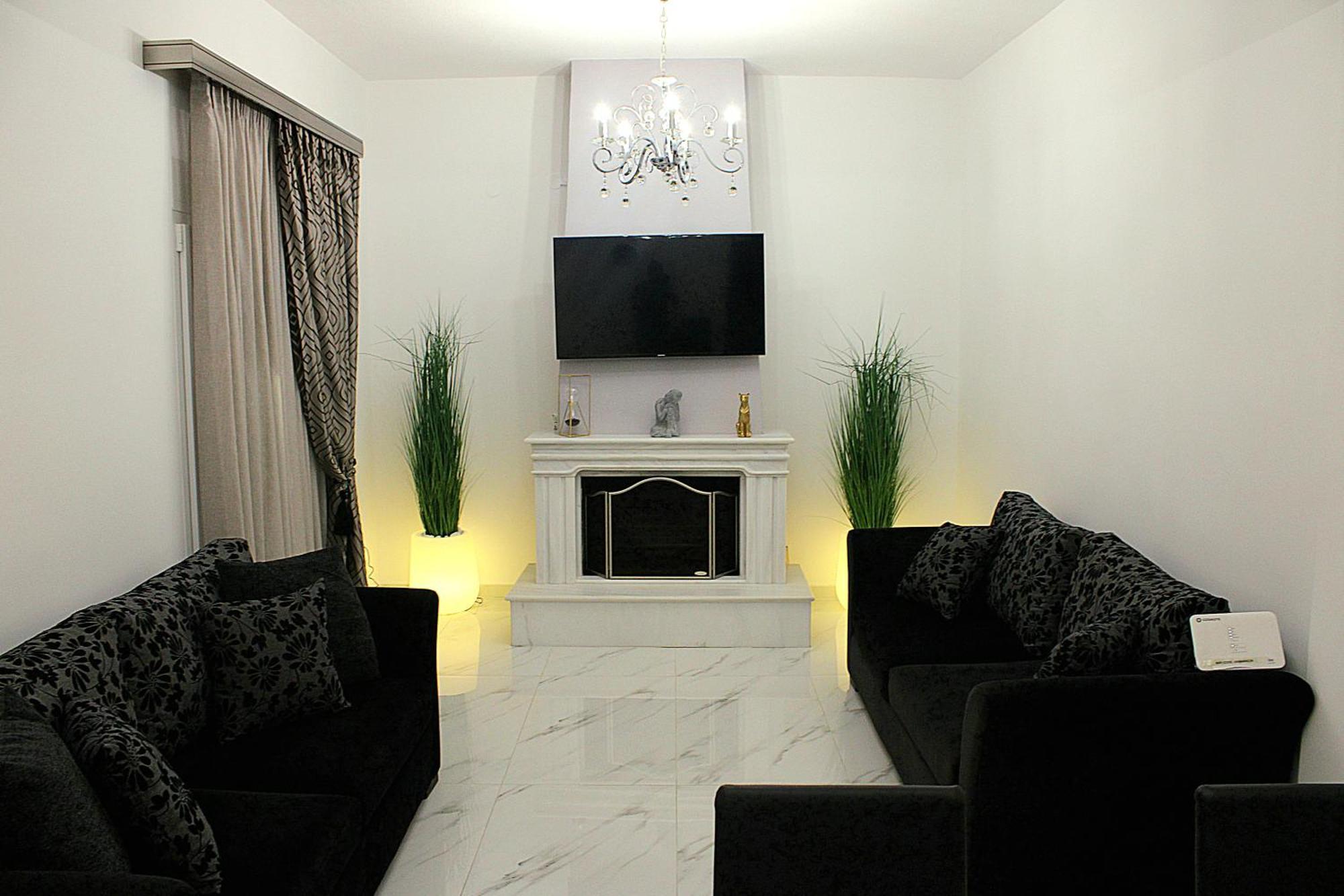 Black & White Seaside House Kalamia Corinth Dış mekan fotoğraf